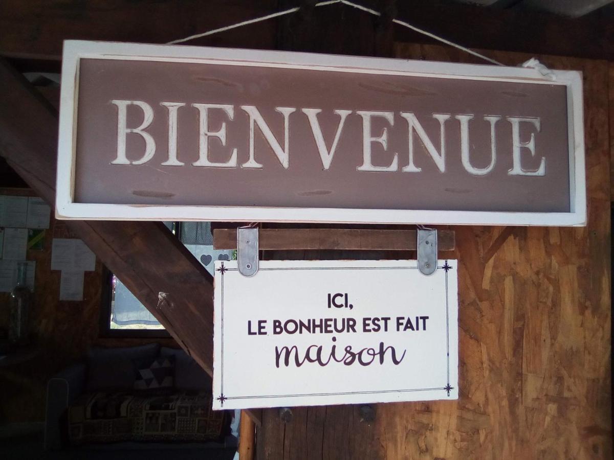 " Village Tonneaux De Tirpoil " Montilliers Eksteriør bilde